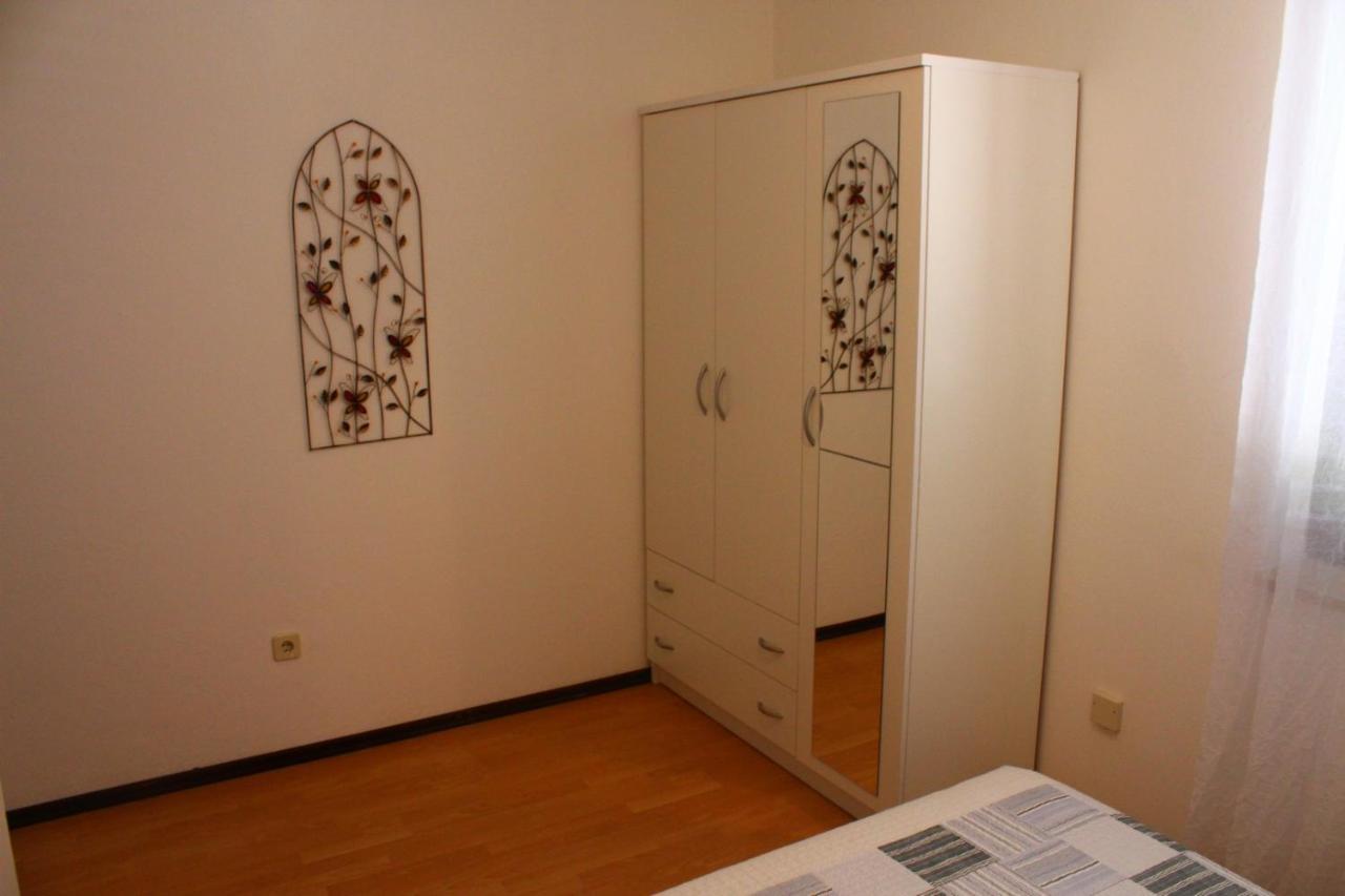 קרק Apartment Arna מראה חיצוני תמונה