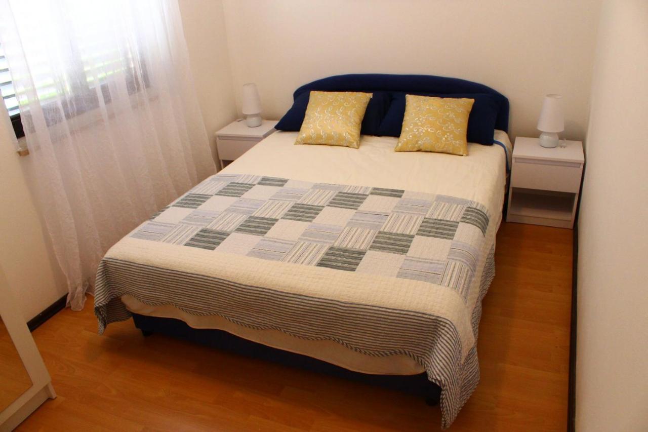 קרק Apartment Arna מראה חיצוני תמונה