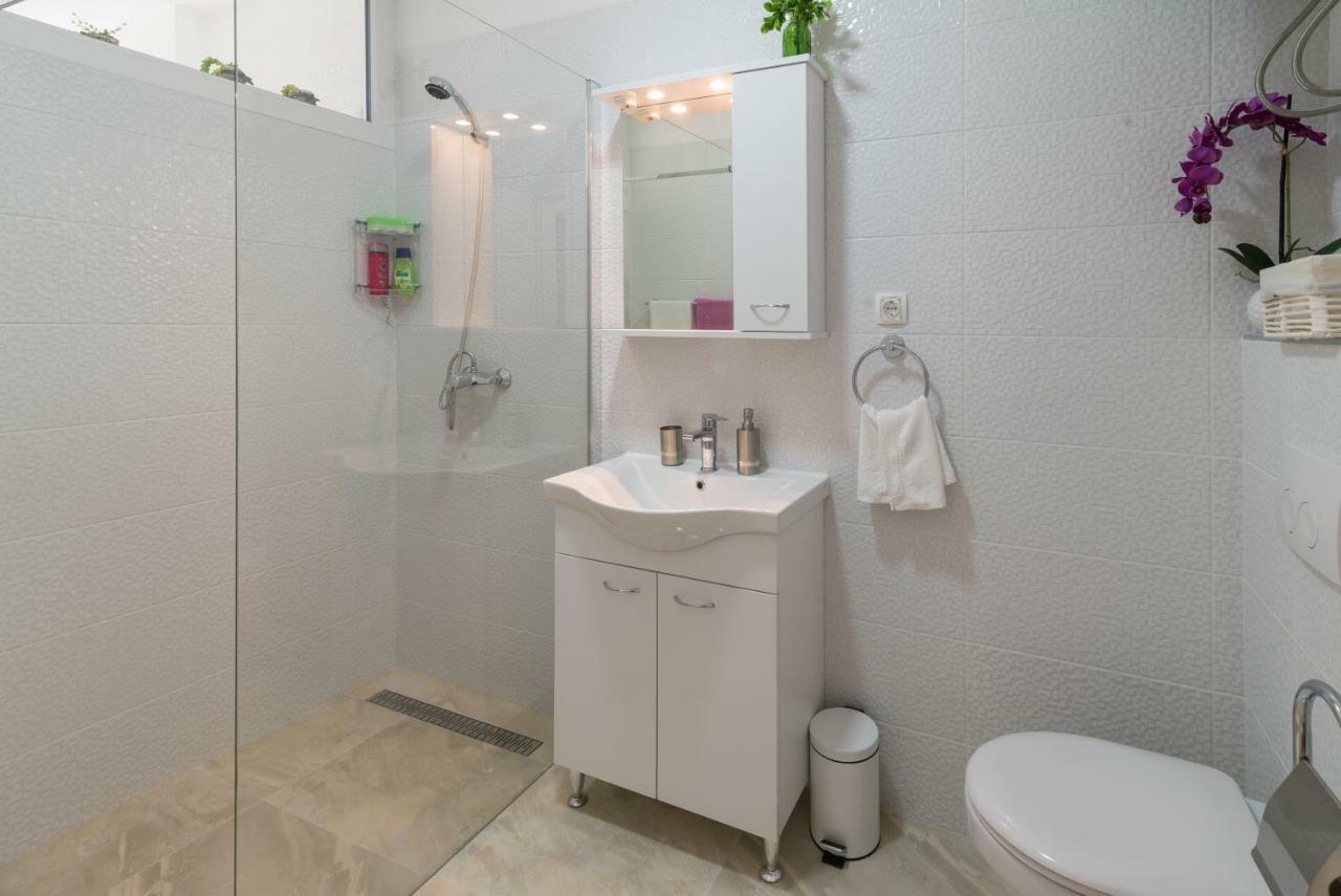 קרק Apartment Arna מראה חיצוני תמונה