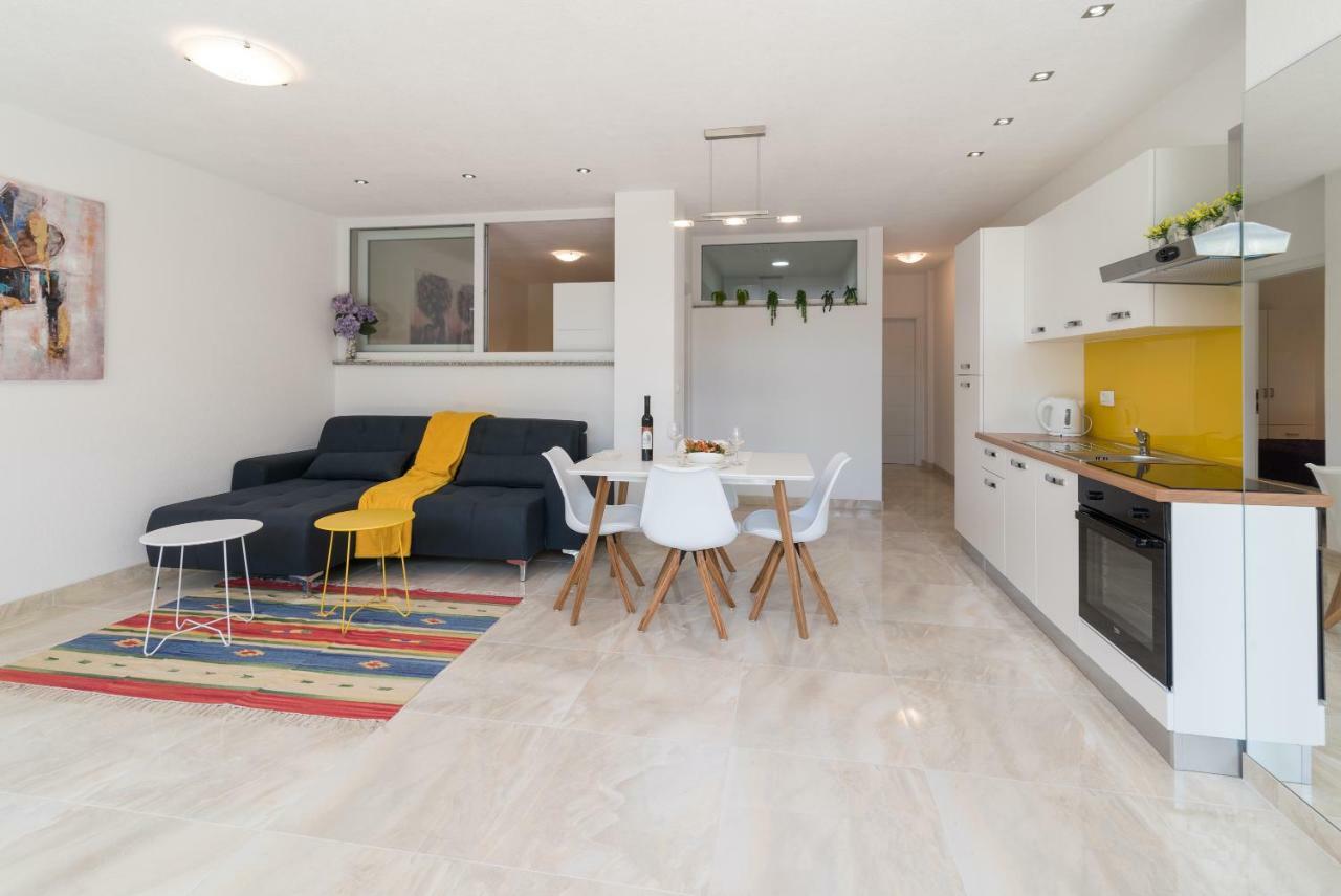 קרק Apartment Arna מראה חיצוני תמונה