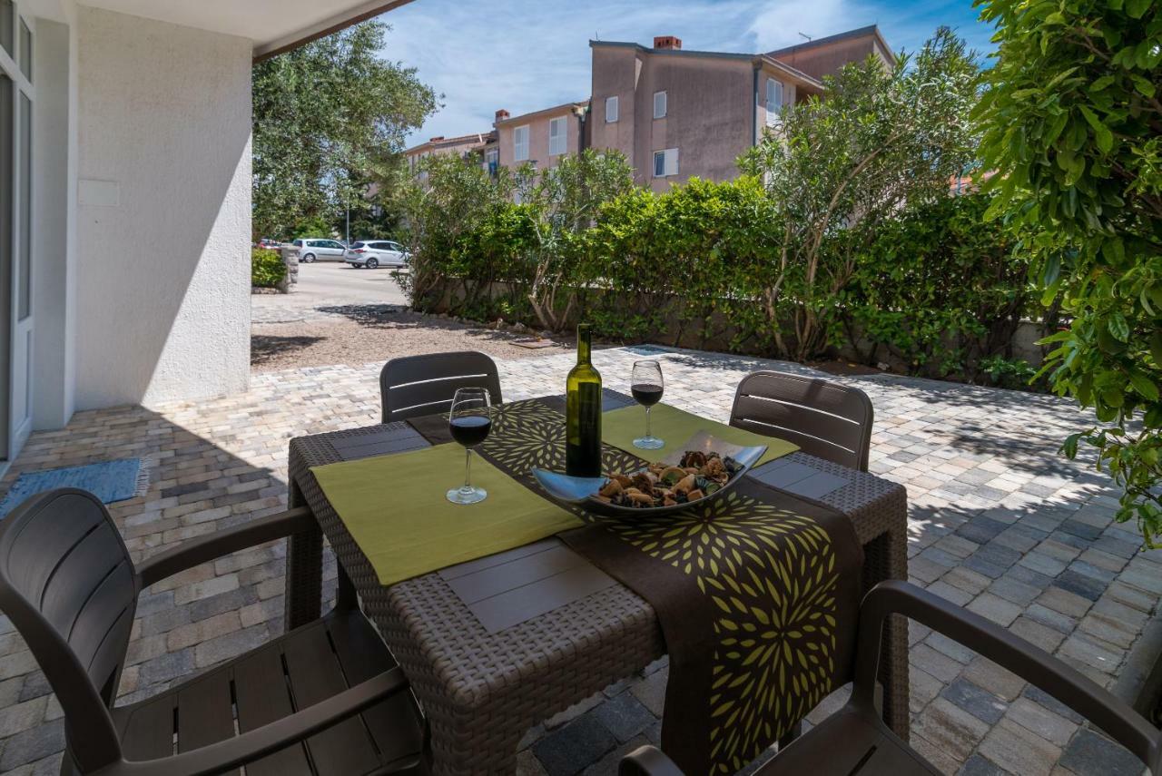 קרק Apartment Arna מראה חיצוני תמונה